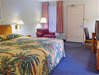 Travelodge - Cincinnati シャロンビル 部屋 写真